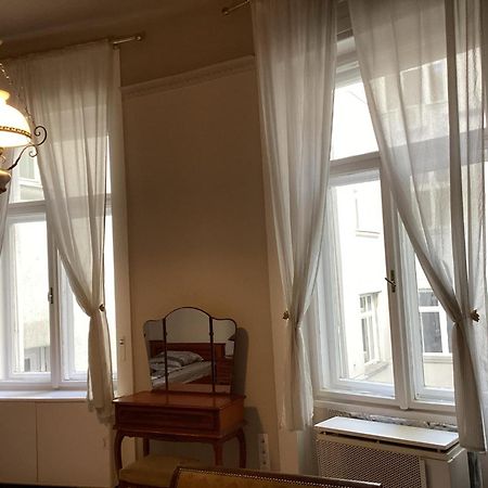 Central Apartments Of ブダペスト エクステリア 写真